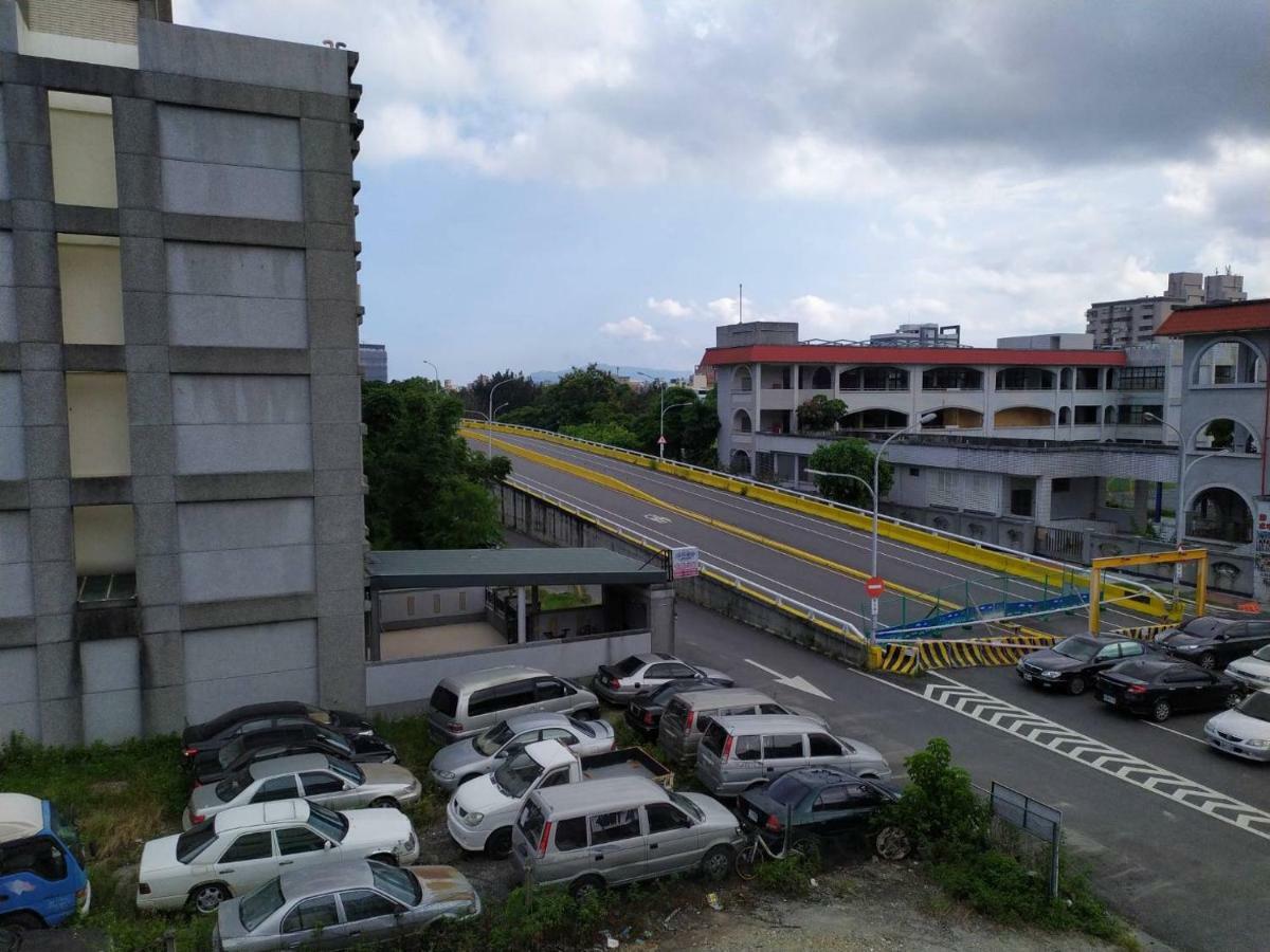 玖拾捌民宿-98Bnb Hualien City Luaran gambar